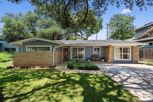 4604 Rue St, Austin, TX, 78731-5620 | Card Image