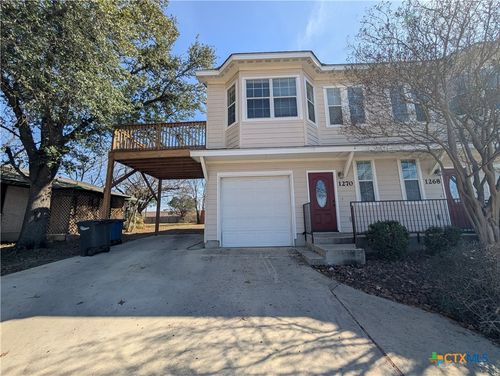 1270 Hillcrest Dr, New Braunfels, TX, 78130-3442 | Card Image