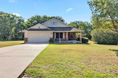 201 Murchison Dr, Cedar Creek, TX, 78612-3817 | Card Image