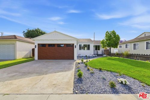 3516 Roxanne Ave, Long Beach, CA, 90808-3016 | Card Image