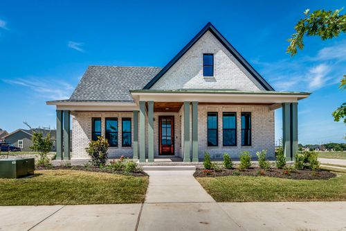 413 Dylan Way, Midlothian, TX, 76065-4367 | Card Image
