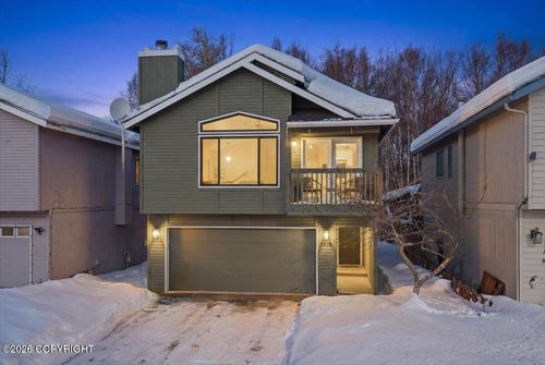 3813 Galactica Dr, Anchorage, AK, 99517-1585 | Card Image