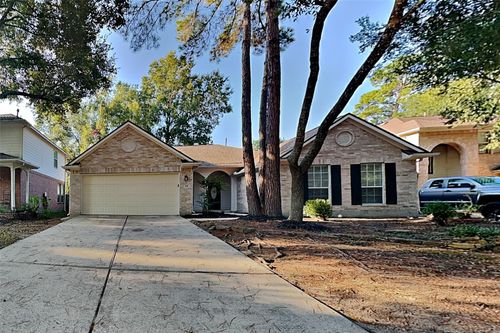 10 Wimberly Way, Conroe, TX, 77385-3441 | Card Image