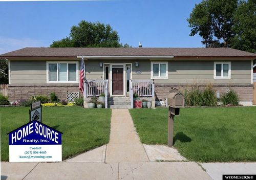926 Westridge Dr, Riverton, WY, 82501-2645 | Card Image