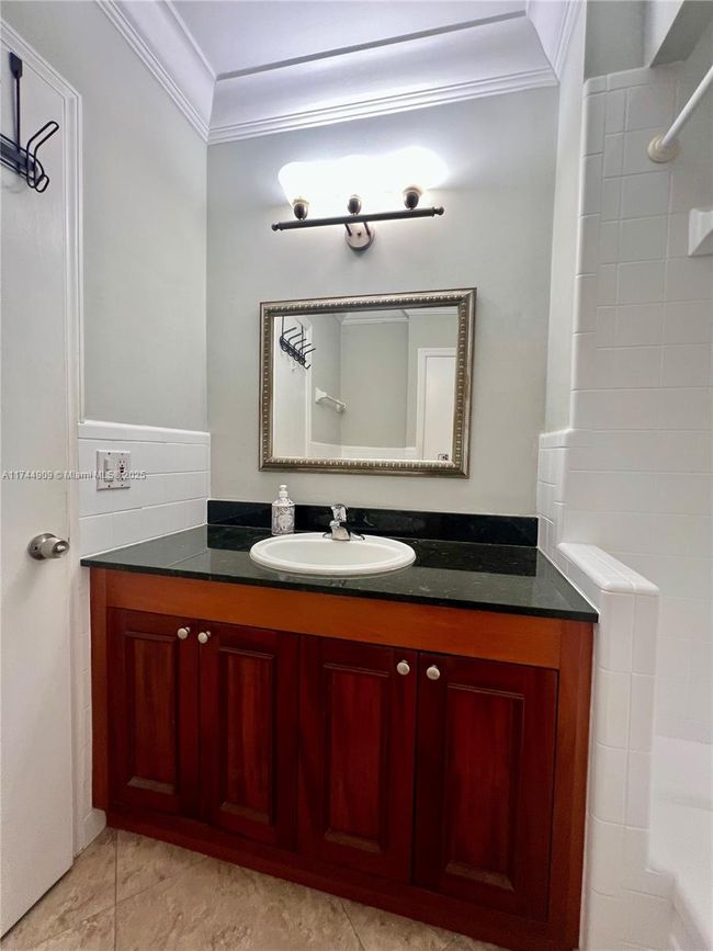 APT-210A - 2426 Se 17 Th St, Condo with 1 bedrooms, 1 bathrooms and null parking in Fort Lauderdale FL | Image 19