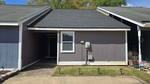 313 West Cliff Center, Warner Robins, GA, 31093 | Card Image