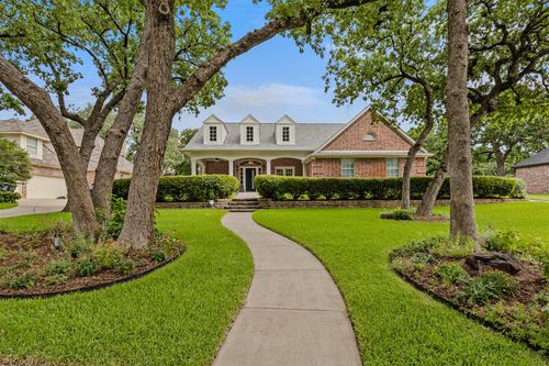 2802 Yorkshire Ln, Southlake, TX, 76092-5630 | Card Image
