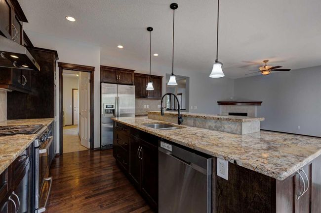 71 Chapman Green Se, House other with 5 bedrooms, 4 bathrooms and 4 parking in Calgary AB | Image 15