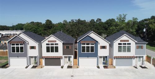 7706 Kivu Ln, Houston, TX, 77055-1060 | Card Image