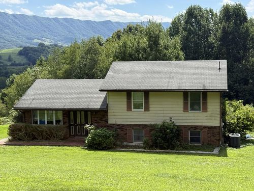 1170 Elk Garden Road, Lebanon, VA, 24266 | Card Image