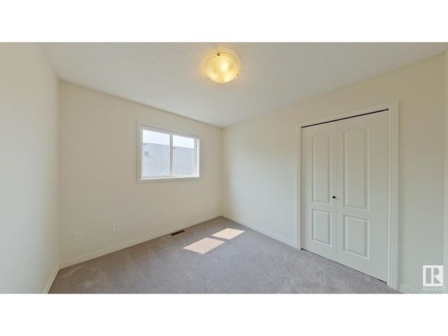 524 90 St Sw, House other with 3 bedrooms, 4 bathrooms and 4 parking in Edmonton AB | Image 9