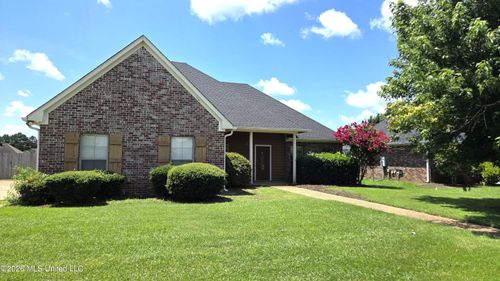 103 King Arthur Ln, Clinton, MS, 39056-5888 | Card Image