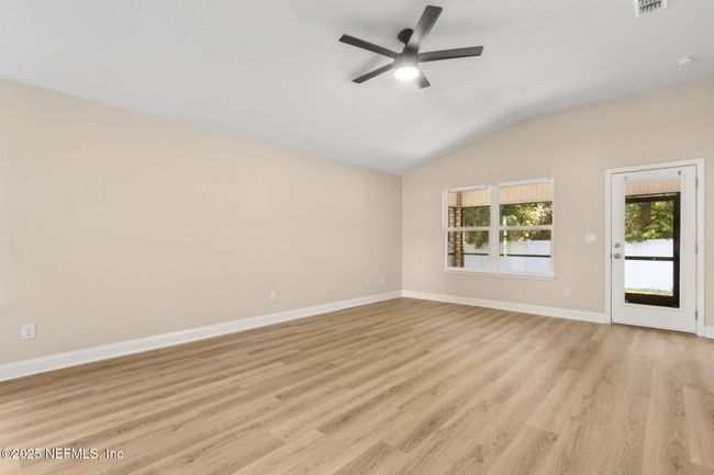 78262 Saddle Rock Rd, House other with 4 bedrooms, 2 bathrooms and null parking in Yulee FL | Image 11