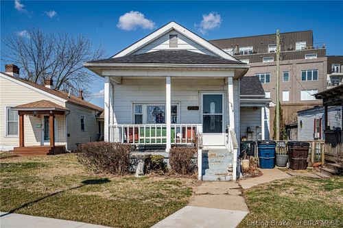 427/429 E Riverside Drive, Clarksville, IN, 47129 | Card Image