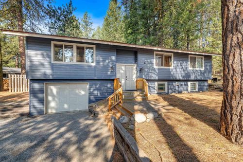 305 Gabi Ln, McCall, ID, 83638-4812 | Card Image