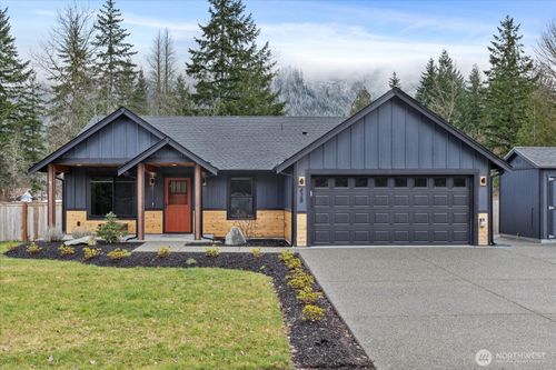 428 Trail St, Darrington, WA, 98241 | Card Image