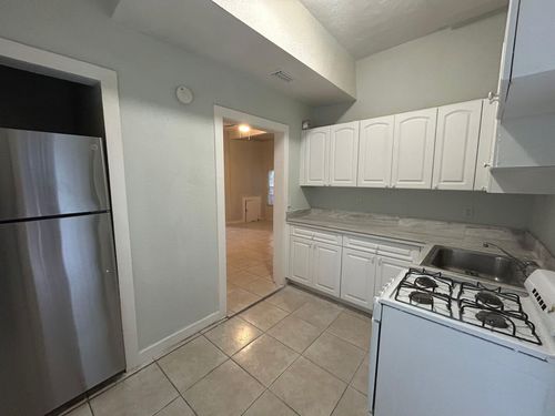 734 Tallapoosa St, West Palm Beach, FL, 33405-1446 | Card Image