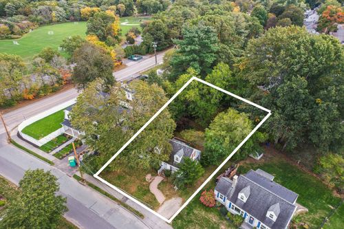 2 Eisenhower Ave, Natick, MA, 01760 | Card Image