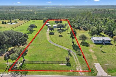 11037 County Road 121, House other with 3 bedrooms, 2 bathrooms and null parking in Bryceville FL | Image 2