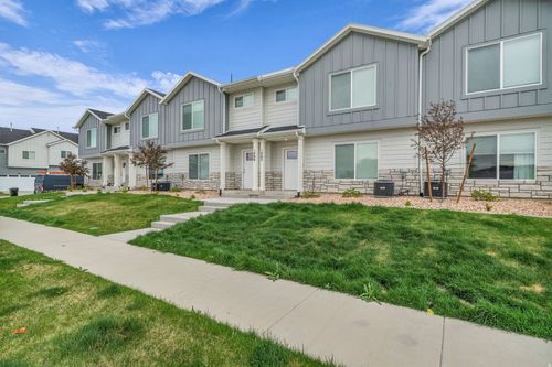 1402 N Meadow Ln, Spanish Fork, UT, 84660-1489 | Card Image