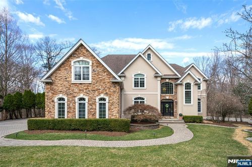 53 Kristin Pl, Old Tappan, NJ, 07675-7019 | Card Image