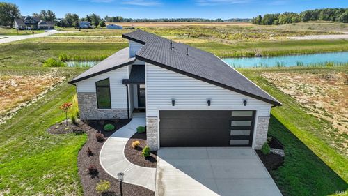 10937 Carob Thorn Trl, Roanoke, IN, 46783-8976 | Card Image