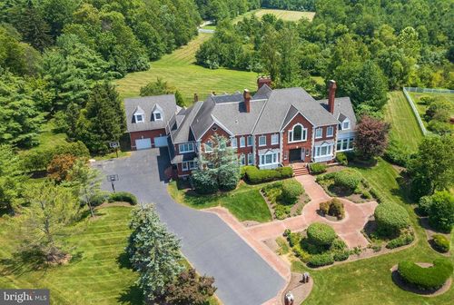 110 Brittany Way, Blue Bell, PA, 19422-1416 | Card Image