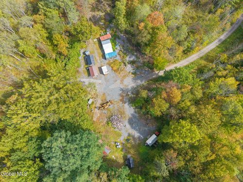 332 Hammondtown Rd, Amsterdam, NY, 12010-6904 | Card Image