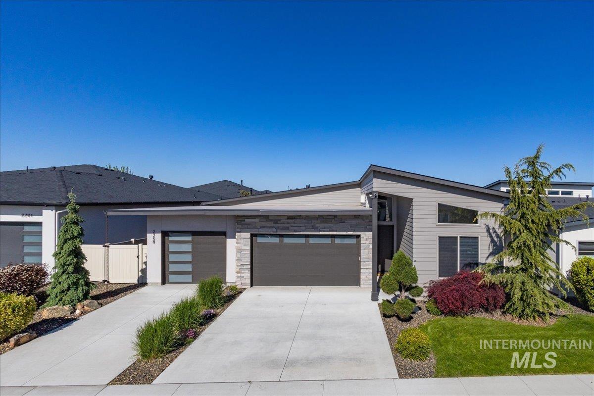 Rolling Hills Ave, Meridian, ID 83642