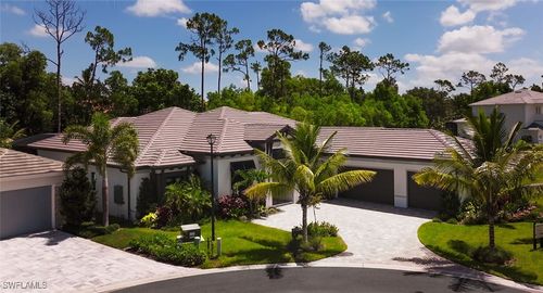 2950 Coco Lakes Way, NAPLES, FL, 34105-4510 | Card Image