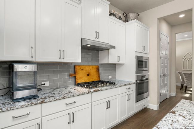 10513 Far Reaches Ln, House other with 4 bedrooms, 4 bathrooms and null parking in Helotes TX | Image 19