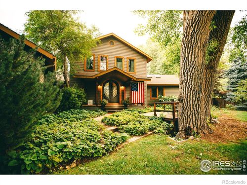 2205 Stonecrest Dr, Fort Collins, CO, 80521-1318 | Card Image