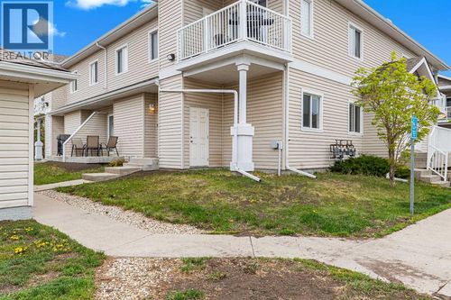 8640 103 Ave, Grande Prairie, AB, T8X0C3 | Card Image