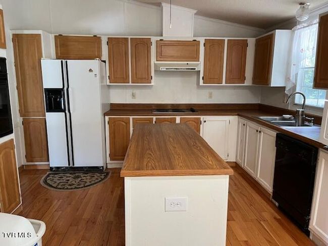 7900 High Oak Rd, House other with 3 bedrooms, 2 bathrooms and null parking in Pound VA | Image 6