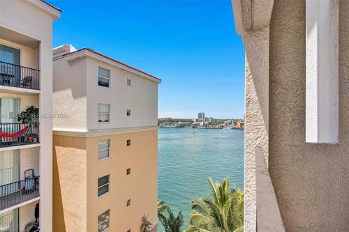 apt-2802-17150 N Bay Rd, Sunny Isles Beach, FL, 33160-3463 | Card Image