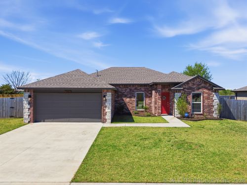 15010 S Oak St, Glenpool, OK, 74033-3844 | Card Image