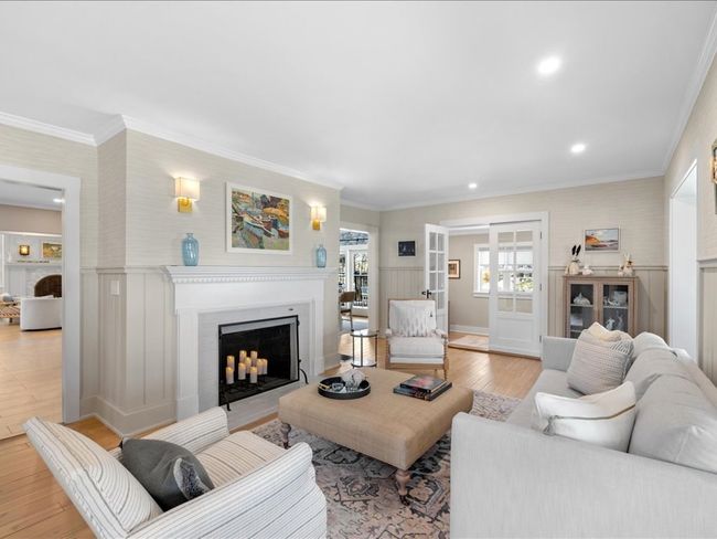 572 Jerusalem Rd, House other with 4 bedrooms, 3 bathrooms and 6 parking in Cohasset MA | Image 4