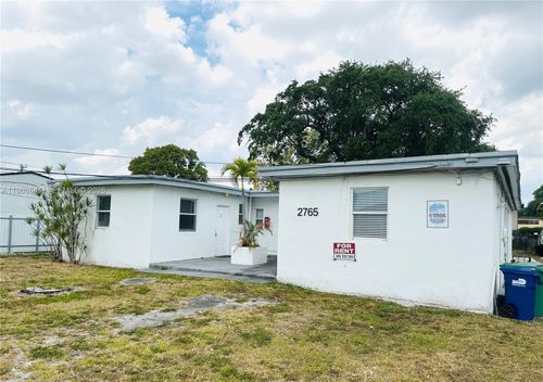 apt-2-2765 Nw 55th St, Miami, FL, 33142-2862 | Card Image