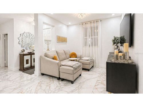 1041 Ne 208th St, Miami, FL, 33179-1933 | Card Image