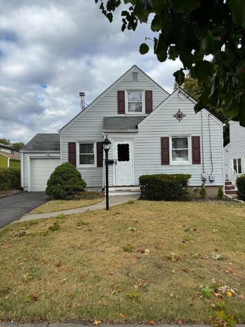 74 Harvey Rd, Clifton, NJ, 07012-1629 | Card Image