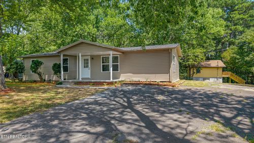 135 County Road 510, Englewood, TN, 37329-5220 | Card Image