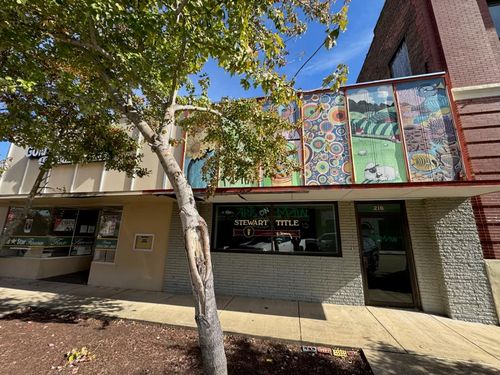 218 Main St, Texarkana, TX, 75501-5603 | Card Image