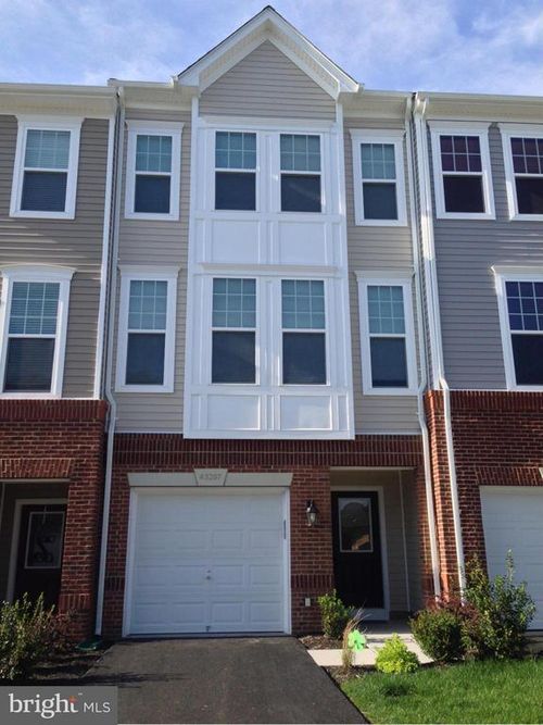 43297 Novi Ter, ASHBURN, VA, 20147-6801 | Card Image