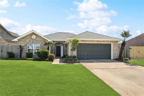 421 Steeple Chase Rd, Covington, LA, 70435-2506 | Card Image