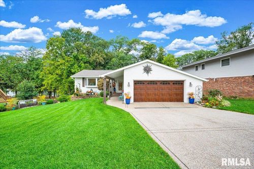 422 Northern Oaks Dr, Groveland, IL, 61535-9603 | Card Image