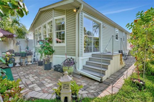 10709 Roseate Spoonbill Cir, ESTERO, FL, 33928-2462 | Card Image