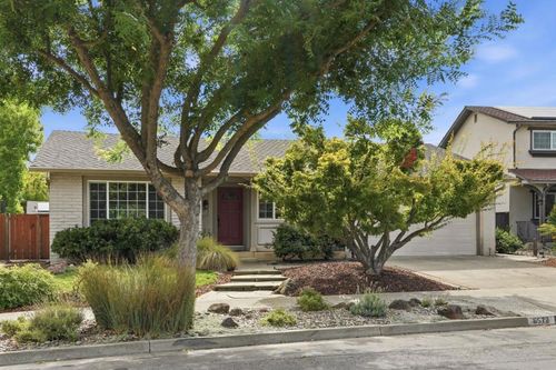 6572 Hidden Creek Dr, San Jose, CA, 95120-1921 | Card Image