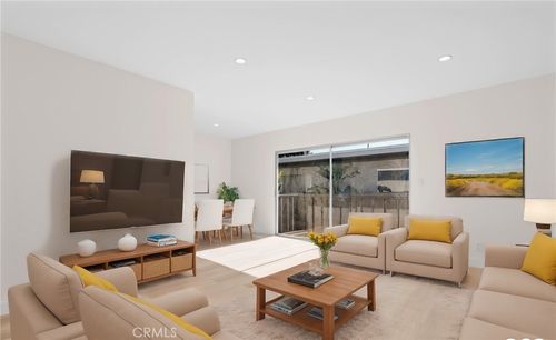 apt-17-7961 Willis Ave, Panorama City, CA, 91402-5873 | Card Image