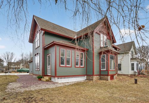 35214 Washington Ave, Rochester, WI, 53105 | Card Image