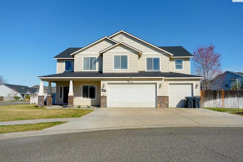 4811 Cordova Ct, Pasco, WA, 99301-8186 | Card Image